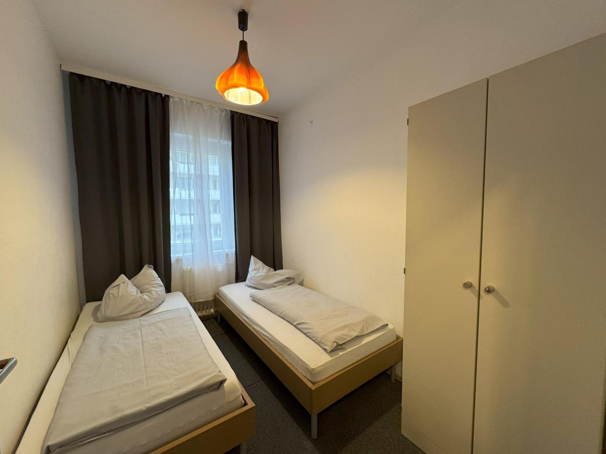 M M Central Vintage Family, Handwerker Und Monteure Apartments Берлин Екстериор снимка