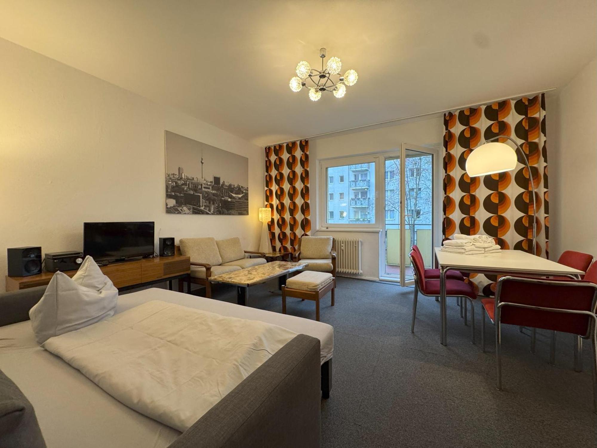 M M Central Vintage Family, Handwerker Und Monteure Apartments Берлин Екстериор снимка