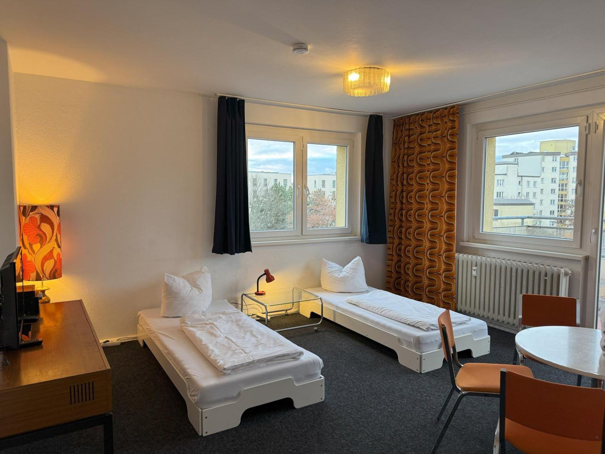 M M Central Vintage Family, Handwerker Und Monteure Apartments Берлин Екстериор снимка