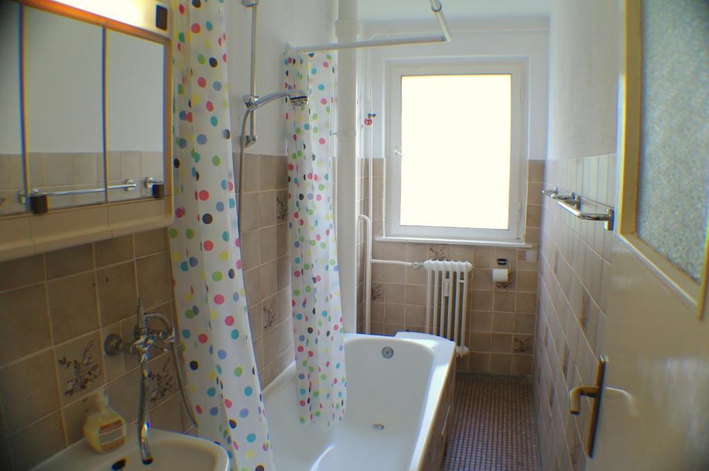M M Central Vintage Family, Handwerker Und Monteure Apartments Берлин Екстериор снимка